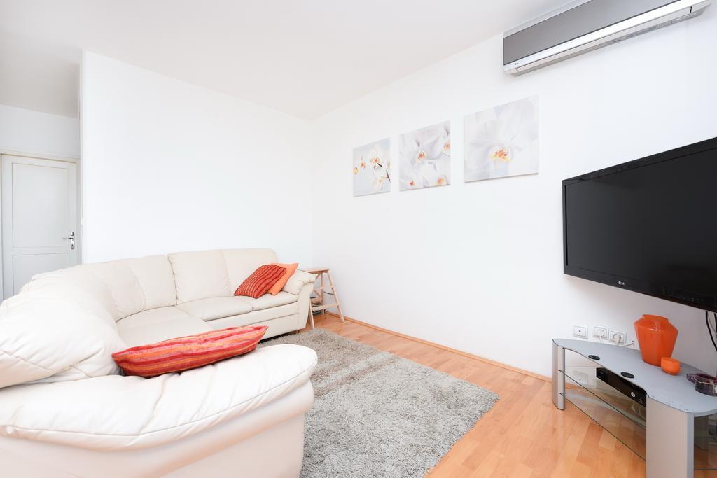 Apartment Jelena Zadar Exterior photo