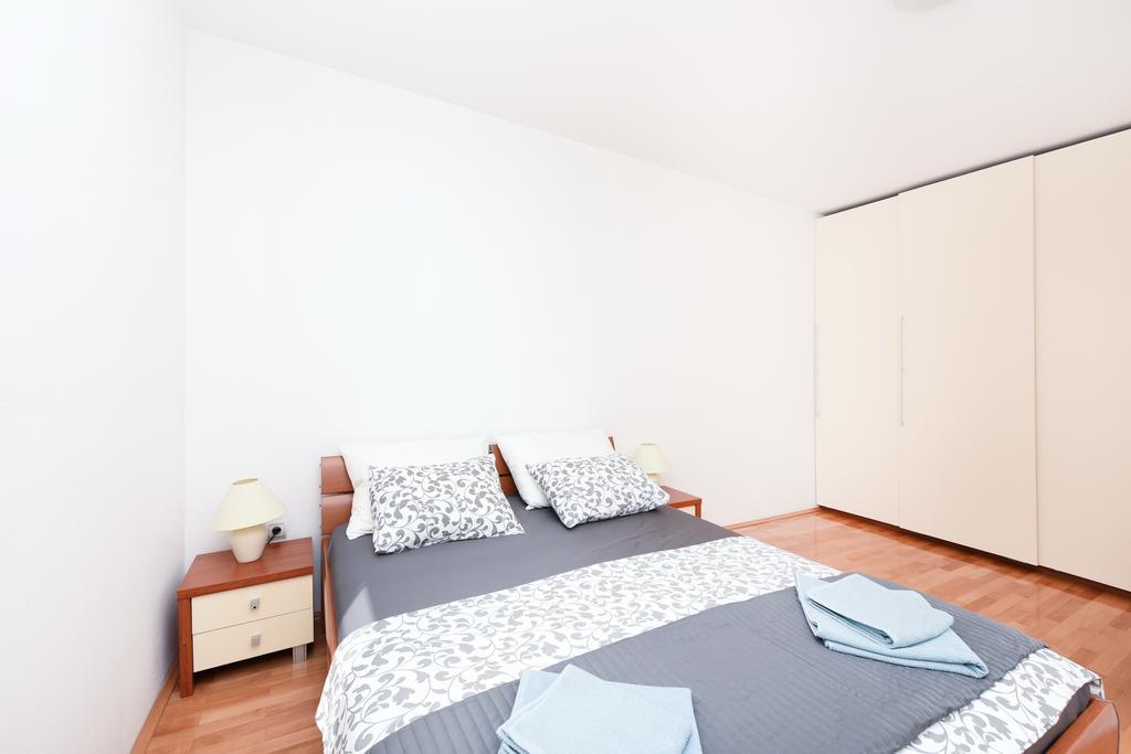 Apartment Jelena Zadar Exterior photo